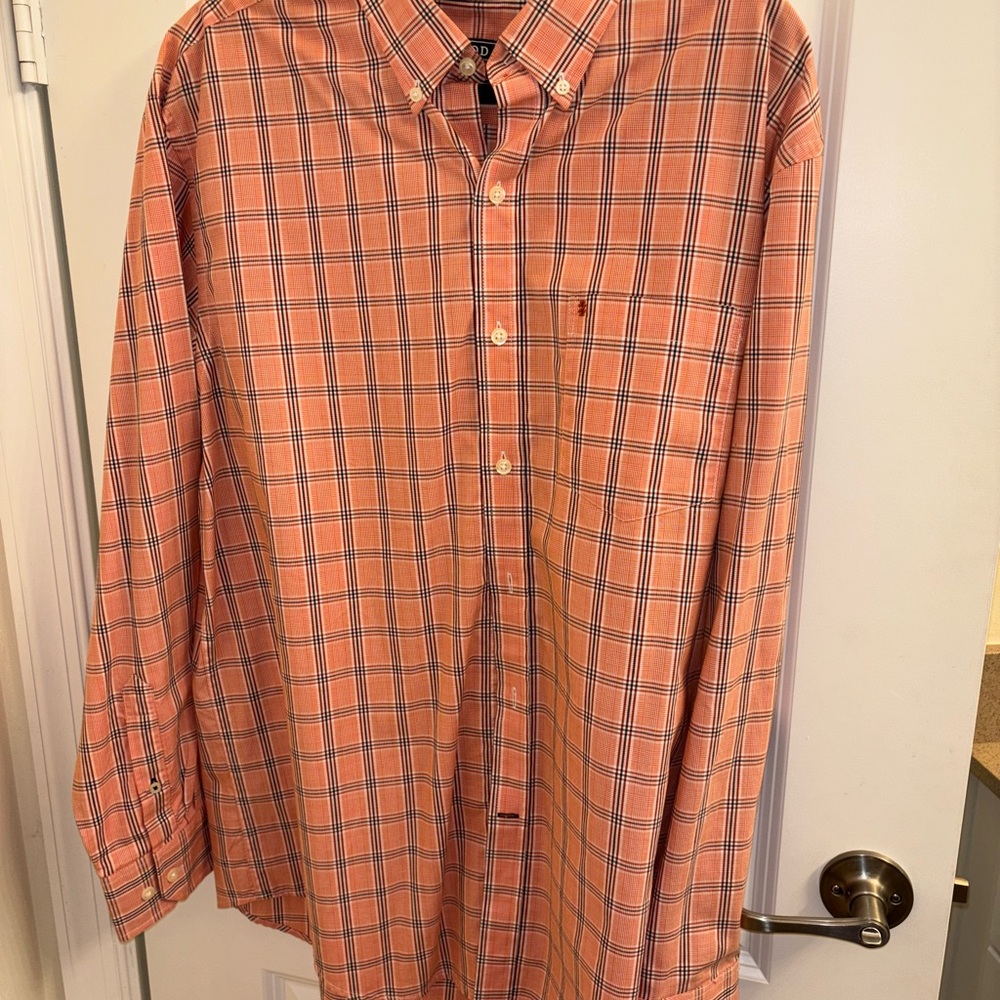 IZOD Men’s Large Button Down